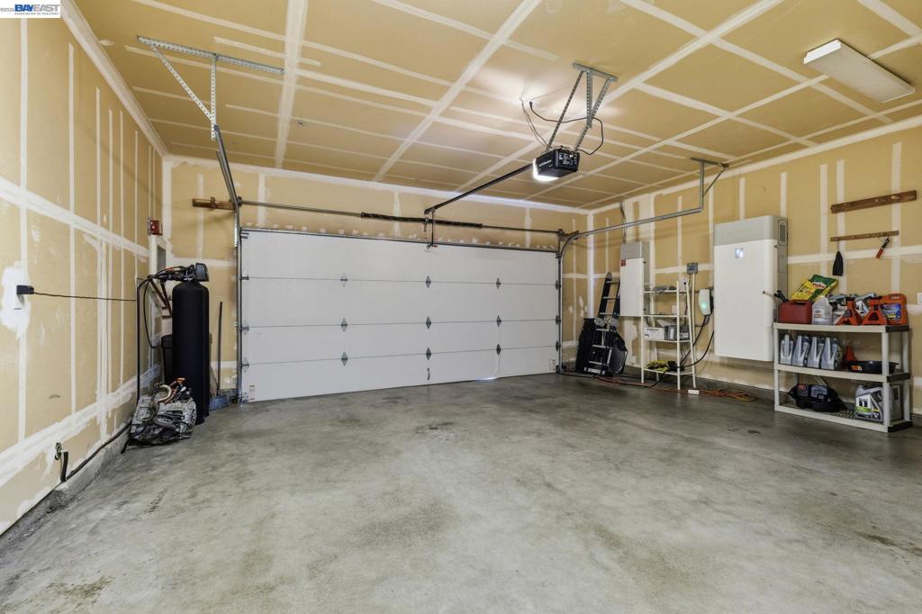 1176 Duomo Way, Manteca, CA 95337