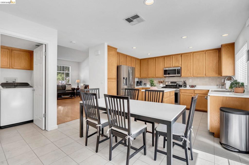 4672 Ford St, Brentwood (CC), CA 94513