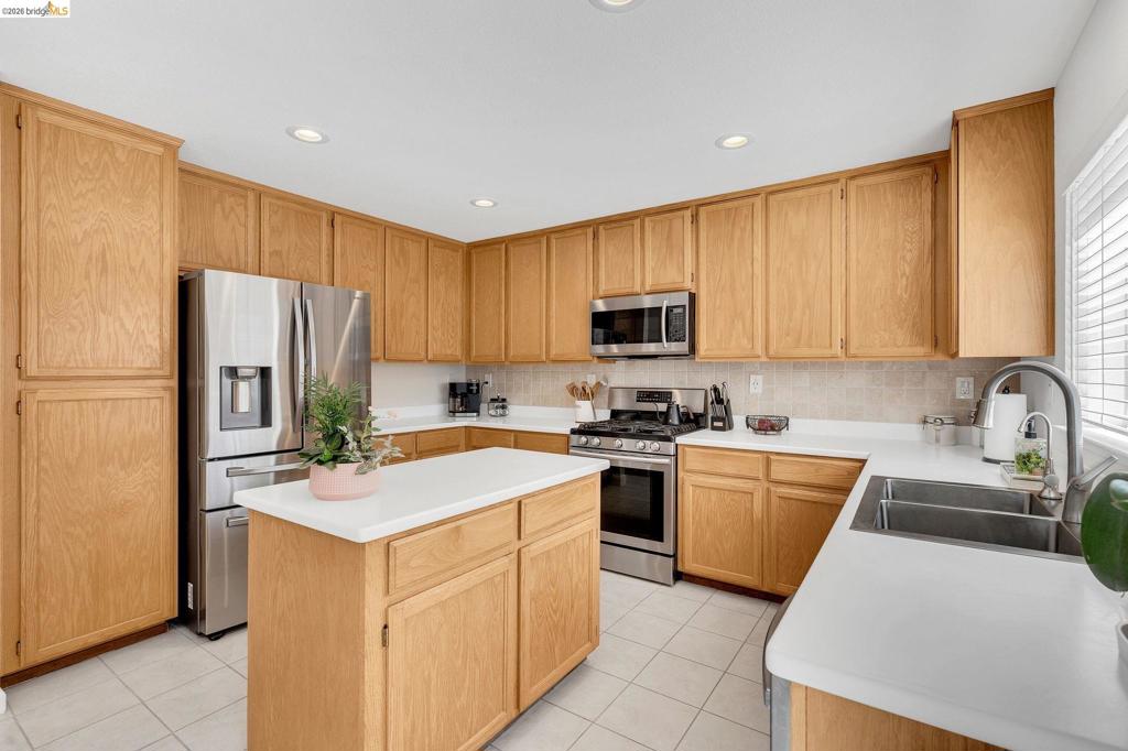 4672 Ford St, Brentwood (CC), CA 94513