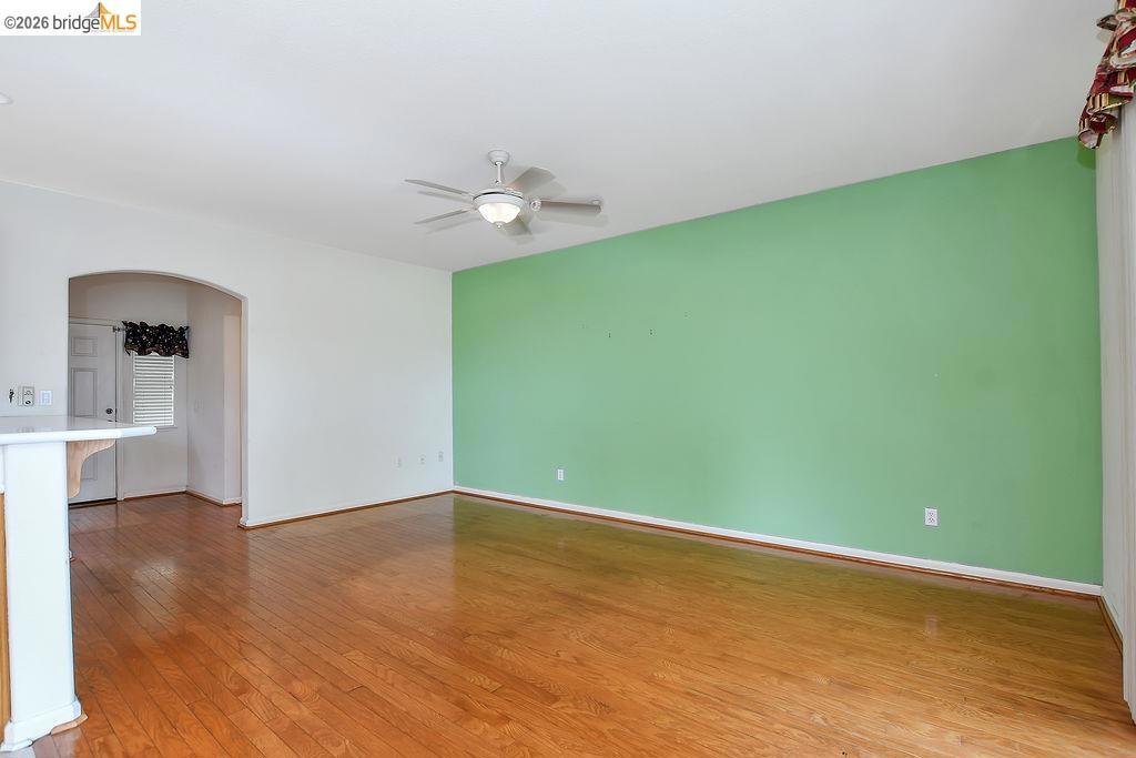 987 Centennial Dr, Brentwood (CC), CA 94513