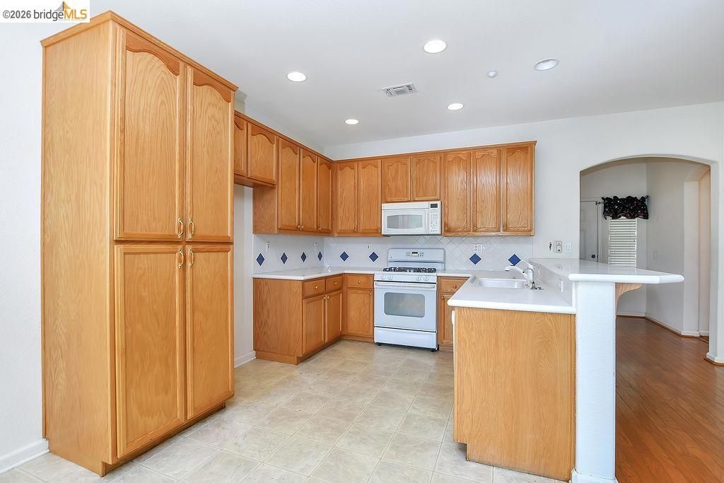 987 Centennial Dr, Brentwood (CC), CA 94513