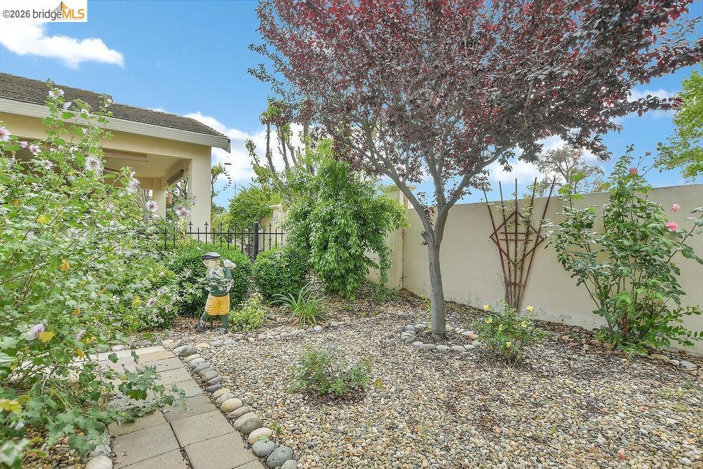 987 Centennial Dr, Brentwood (CC), CA 94513