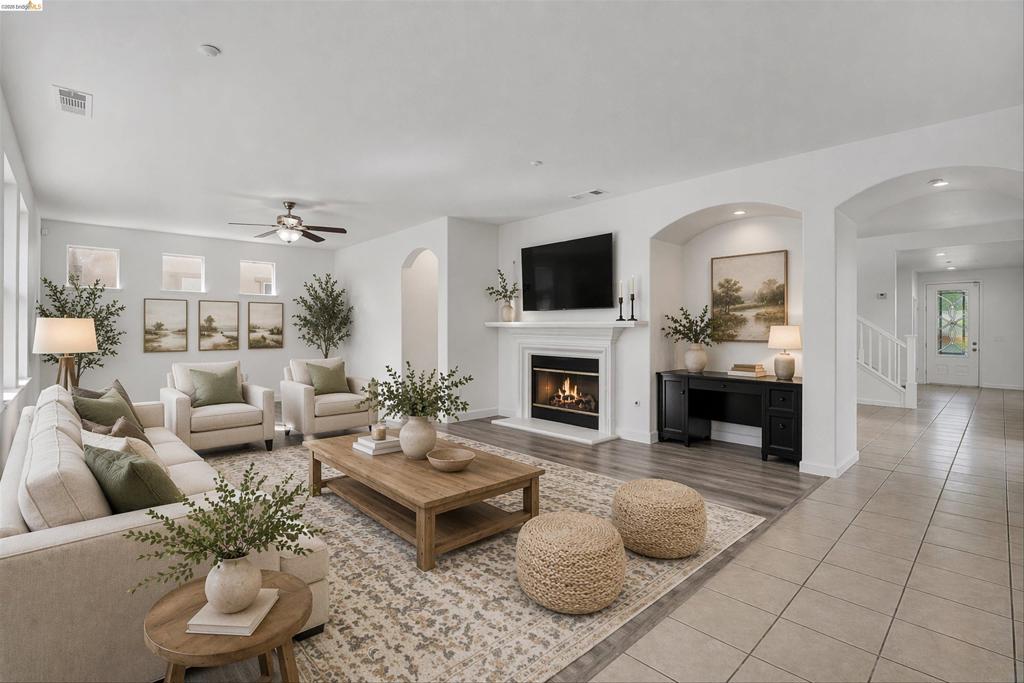 2340 St Augustine Dr, Brentwood (CC), CA 94513