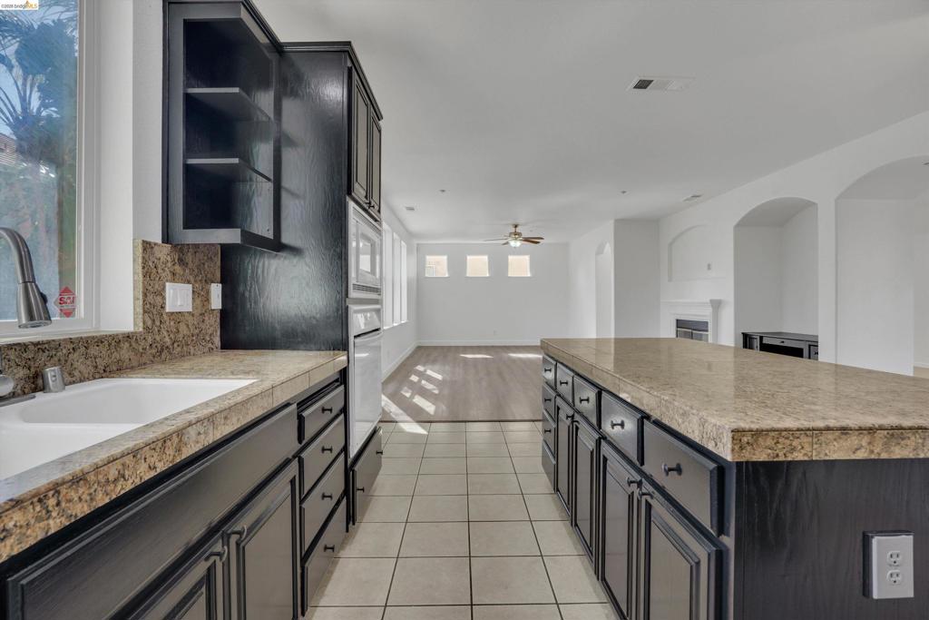 2340 St Augustine Dr, Brentwood (CC), CA 94513