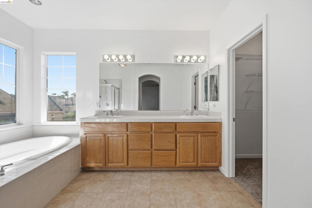 2340 St Augustine Dr, Brentwood (CC), CA 94513