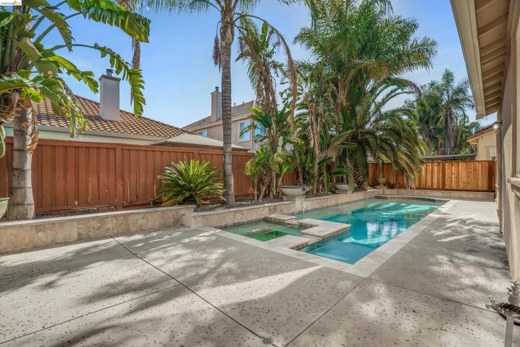 2340 St Augustine Dr, Brentwood (CC), CA 94513