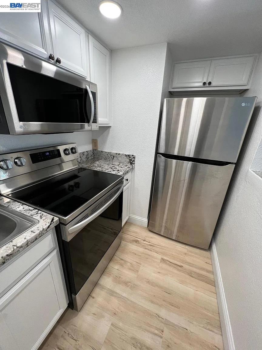 3701 Colonial Dr #36, Modesto, CA 95356