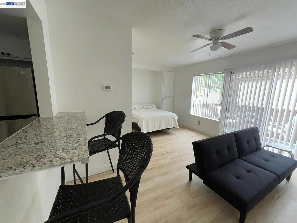 3701 Colonial Dr #36, Modesto, CA 95356