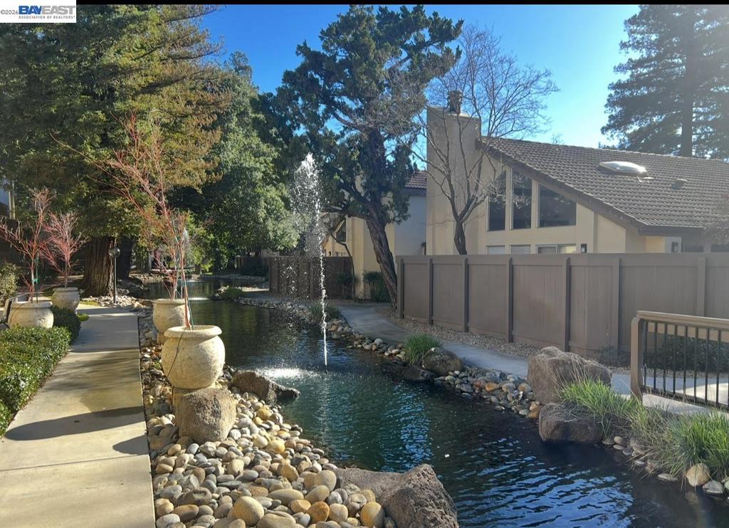 3701 Colonial Dr #36, Modesto, CA 95356