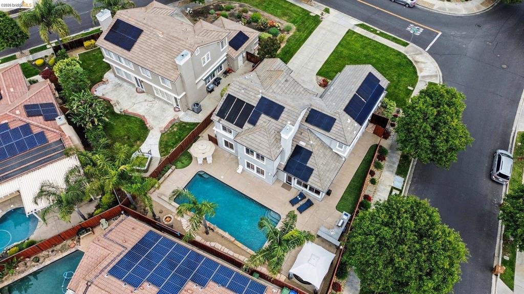 1400 Buckingham Dr, Brentwood (CC), CA 94513