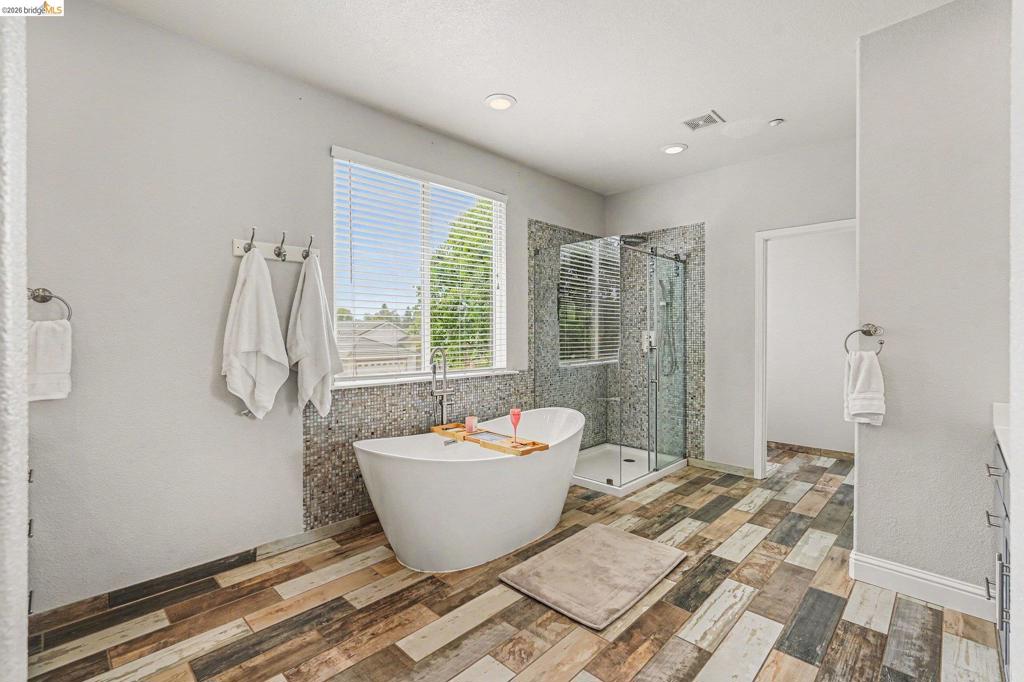 1400 Buckingham Dr, Brentwood (CC), CA 94513