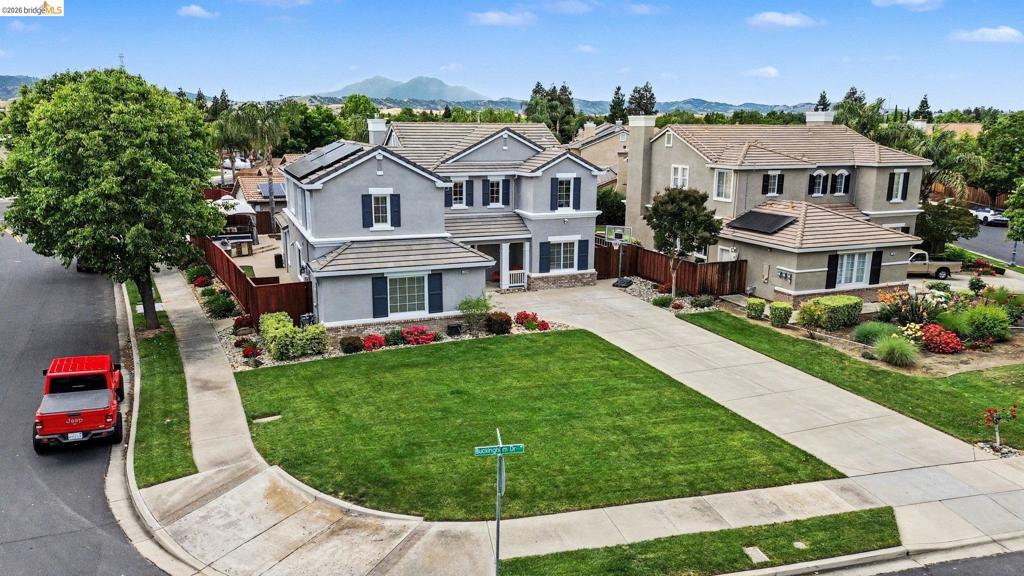 1400 Buckingham Dr, Brentwood (CC), CA 94513