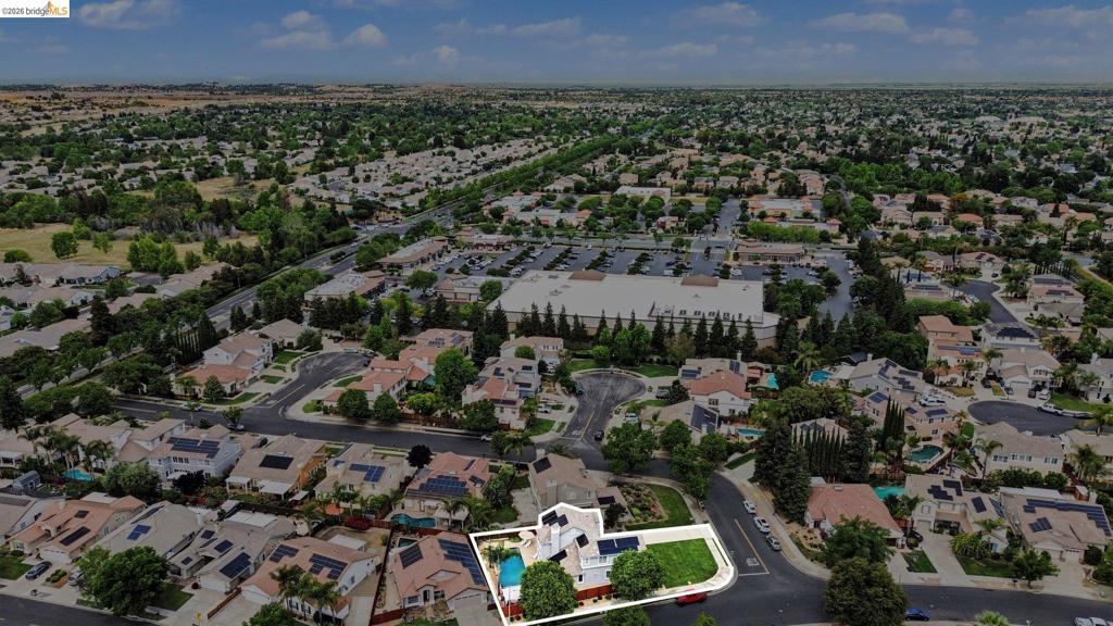 1400 Buckingham Dr, Brentwood (CC), CA 94513