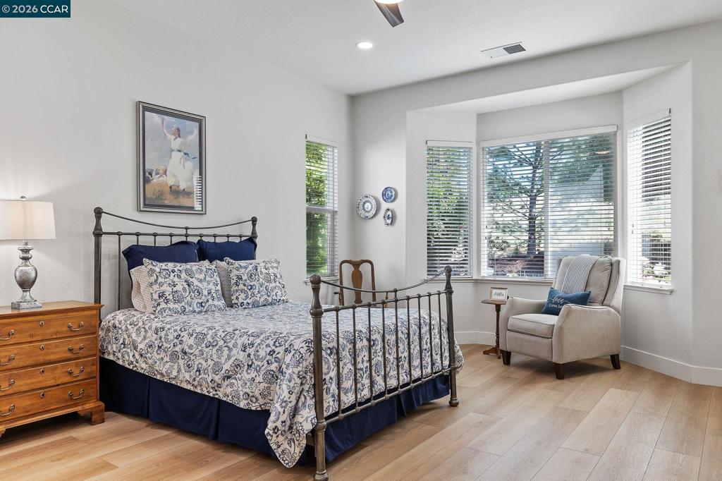 346 Gladstone Dr, Brentwood (CC), CA 94513