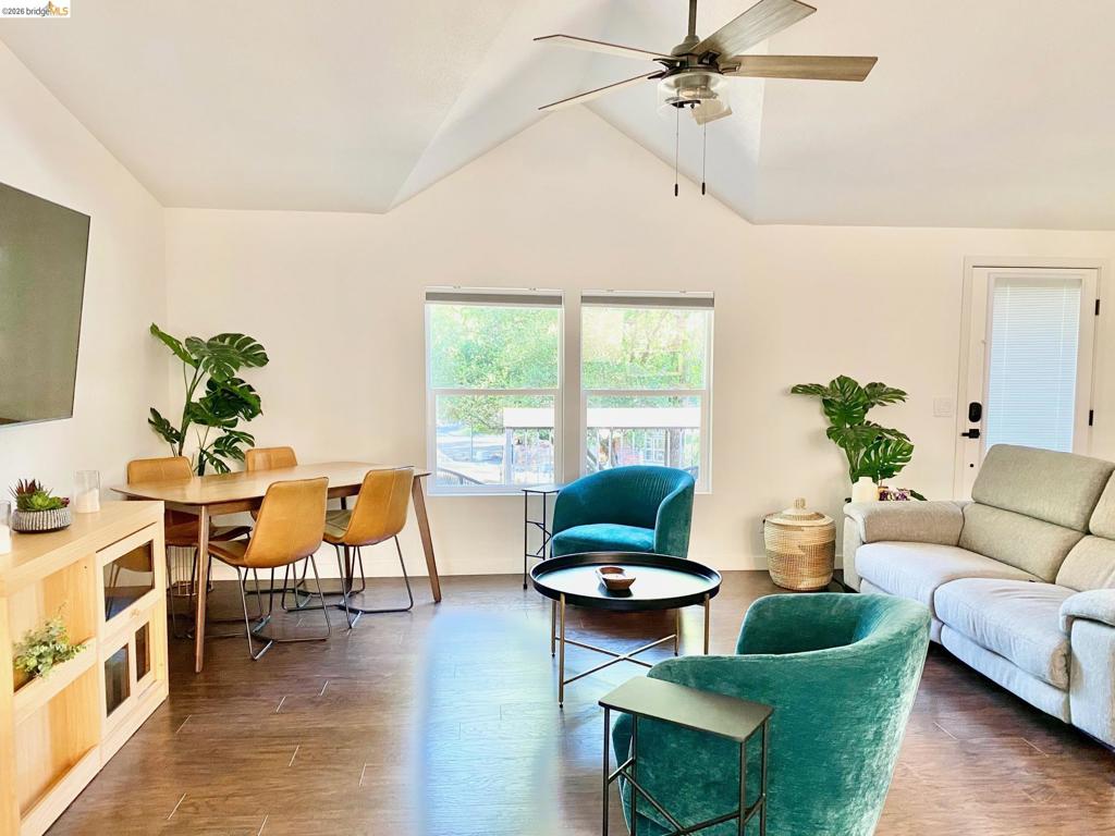 13209 Mueller Drive, Groveland, CA 95321