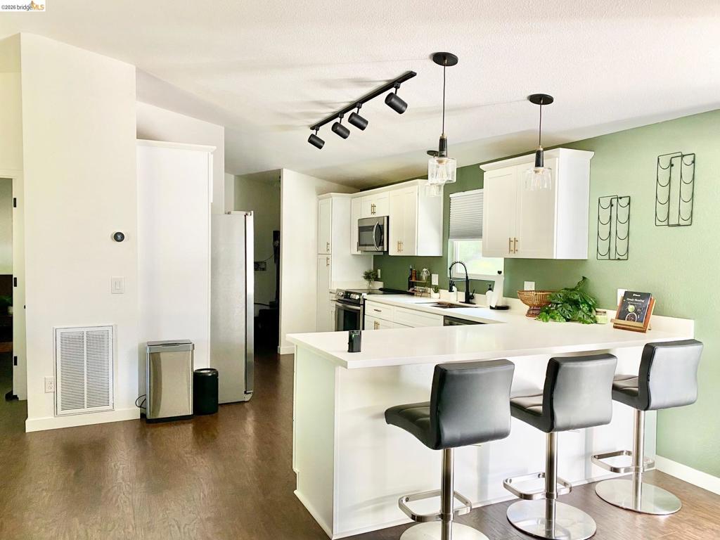 13209 Mueller Drive, Groveland, CA 95321