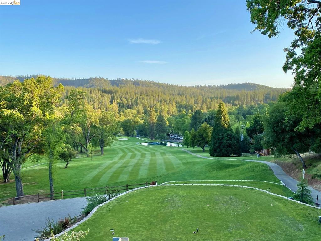 13209 Mueller Drive, Groveland, CA 95321