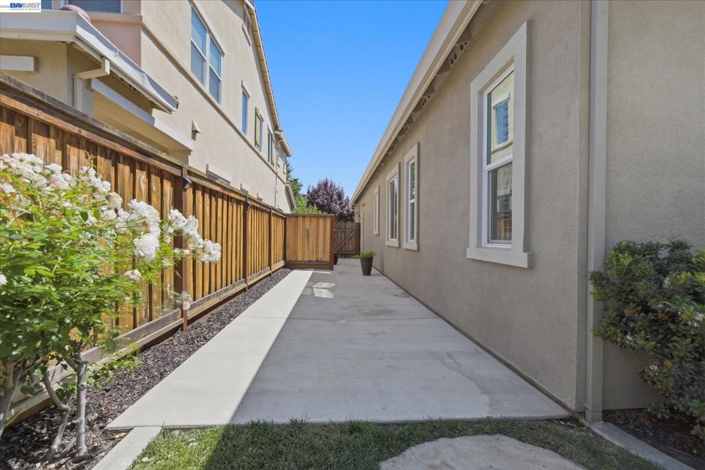 101 Gridley Ct, Brentwood (CC), CA 94513