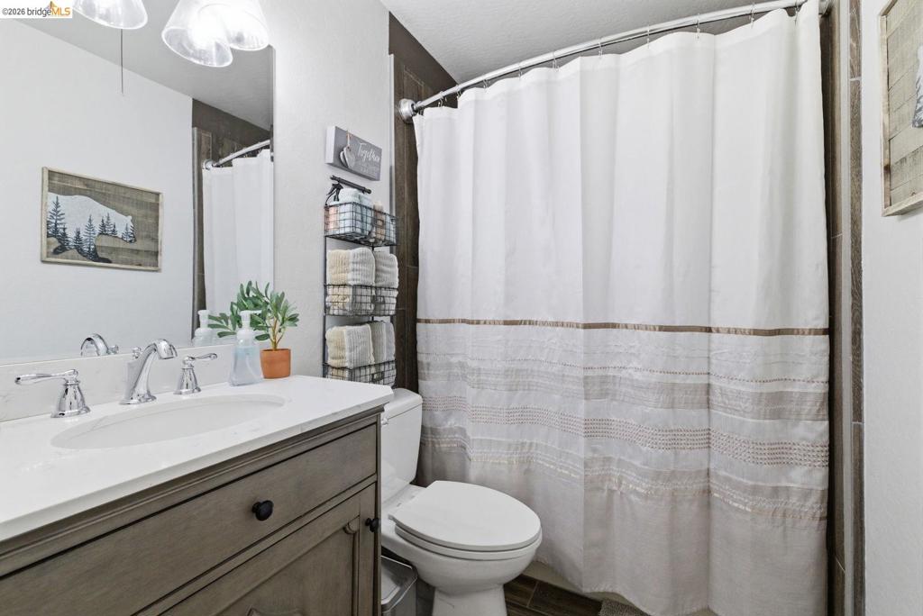 33840 Upper Leland RD ## 25A, Strawberry, CA 95364