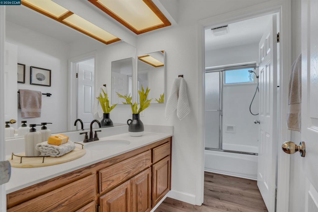 955 Woodsong Ln, Brentwood (CC), CA 94513