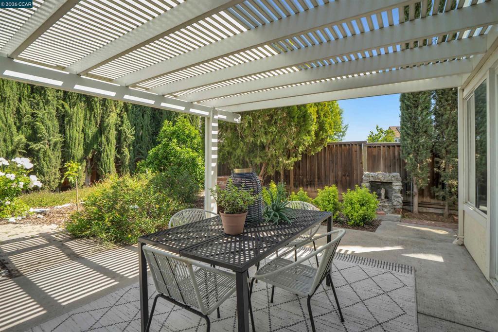 955 Woodsong Ln, Brentwood (CC), CA 94513