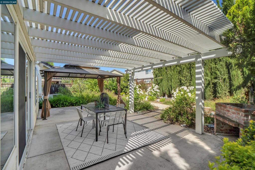 955 Woodsong Ln, Brentwood (CC), CA 94513