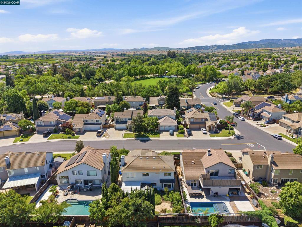 955 Woodsong Ln, Brentwood (CC), CA 94513