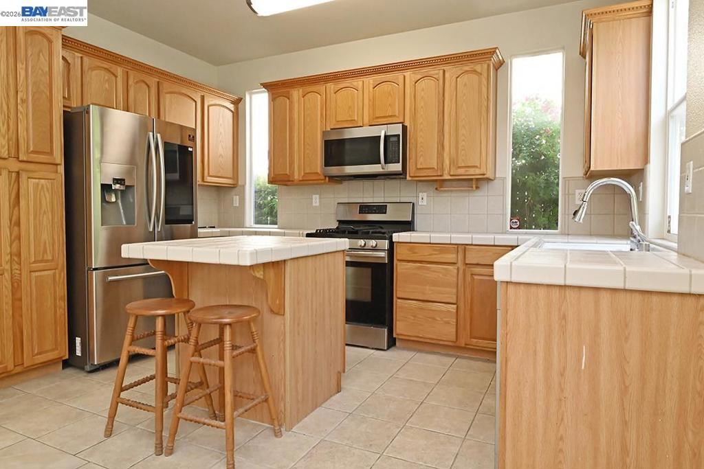 142 Wexford St, Brentwood (CC), CA 94513