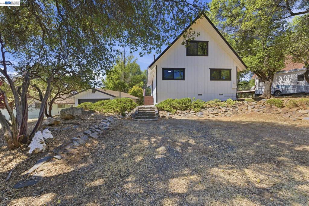 20543 Nob Hill Cir, Groveland, CA 95321