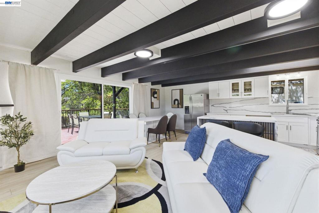 20543 Nob Hill Cir, Groveland, CA 95321
