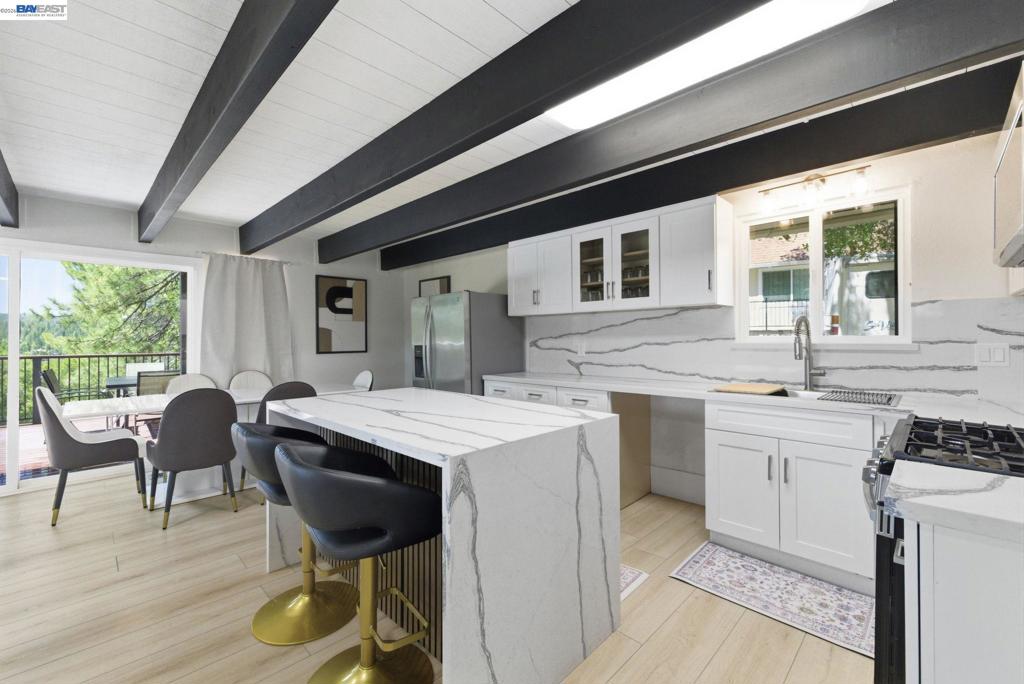 20543 Nob Hill Cir, Groveland, CA 95321