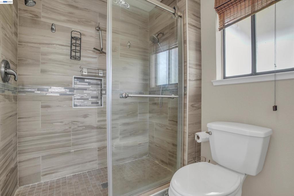 1529 Denese Ct, Manteca, CA 95337