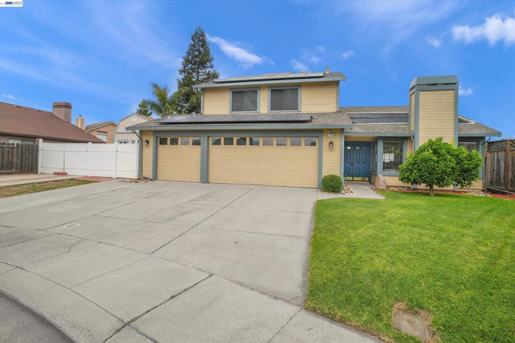 1529 Denese Ct, Manteca, CA 95337