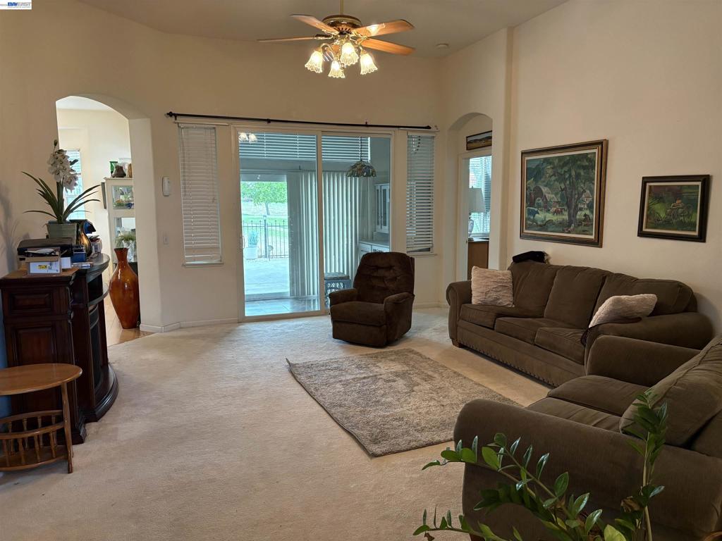 395 Grenadier Way, Brentwood (CC), CA 94513