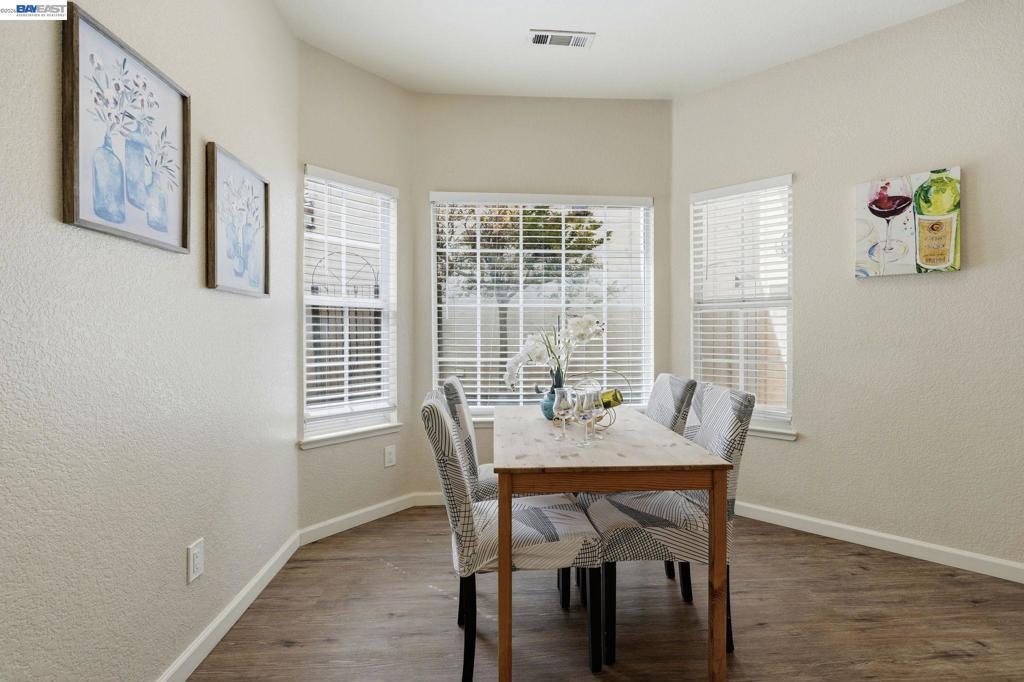 1500 Scenic Dr, Modesto, CA 95355