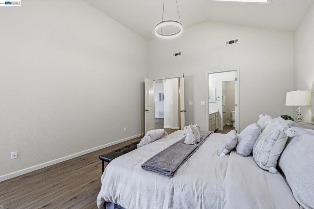 1500 Scenic Dr, Modesto, CA 95355