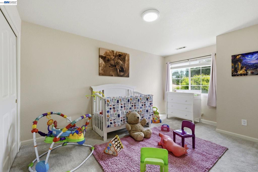 1500 Scenic Dr, Modesto, CA 95355