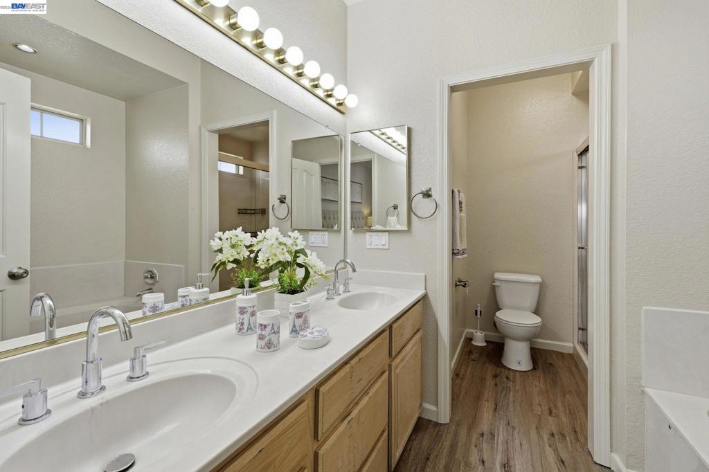 1500 Scenic Dr, Modesto, CA 95355