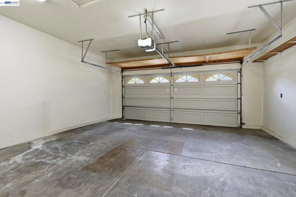 1500 Scenic Dr, Modesto, CA 95355