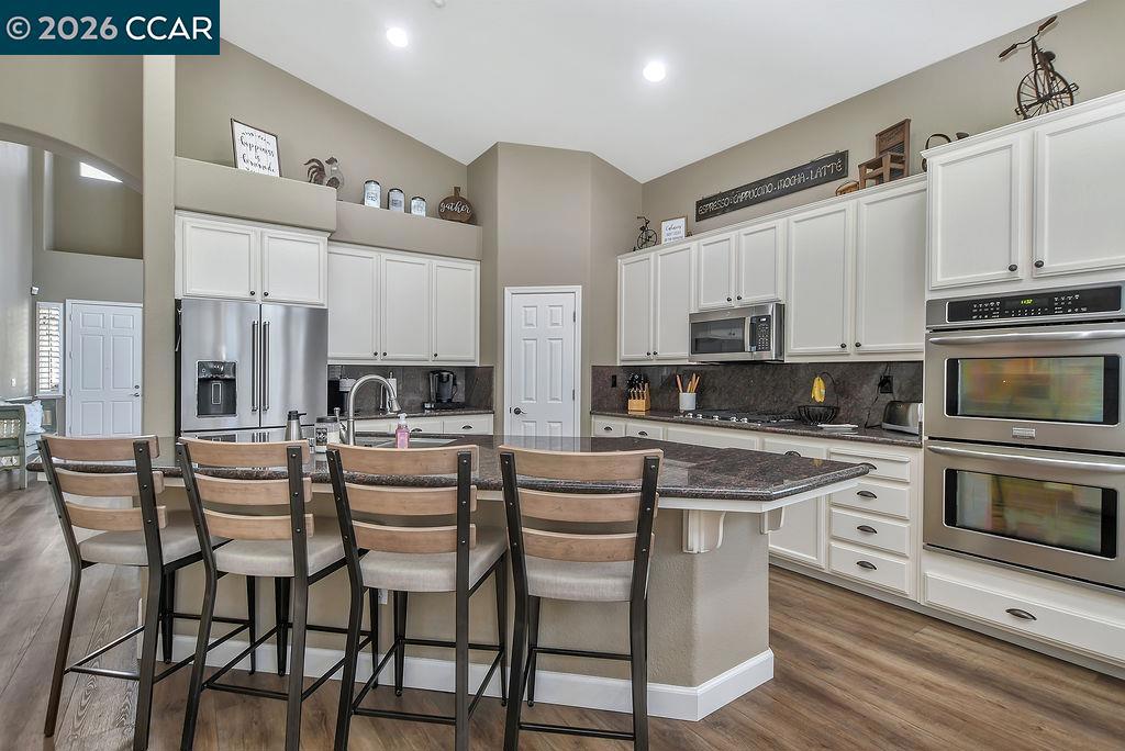 988 Country Glen Lane, Brentwood (CC), CA 94513