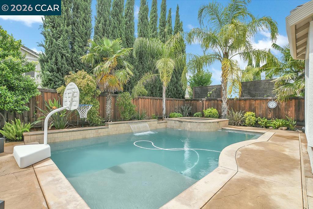 988 Country Glen Lane, Brentwood (CC), CA 94513