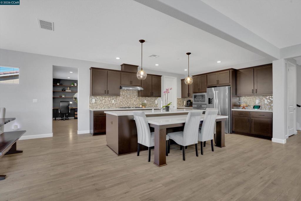 351 Bloomington Ln, Brentwood (CC), CA 94513