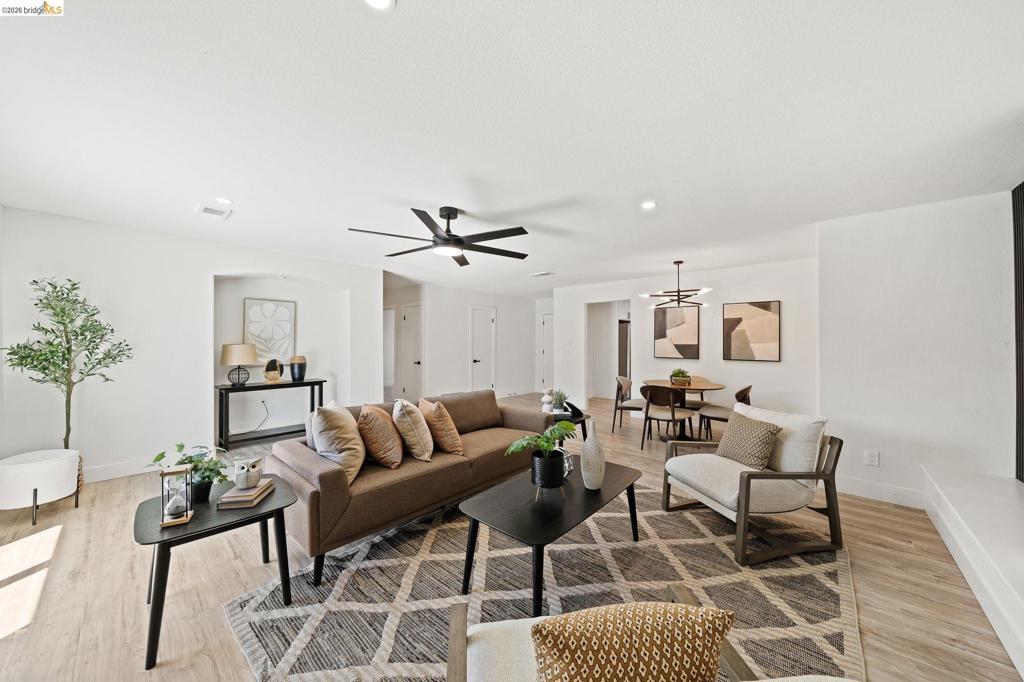 766 Oak St, Brentwood (CC), CA 94513