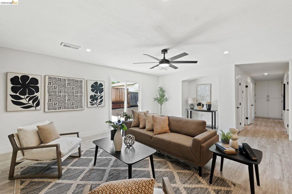 766 Oak St, Brentwood (CC), CA 94513
