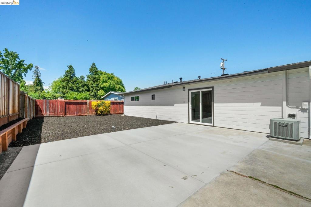 766 Oak St, Brentwood (CC), CA 94513