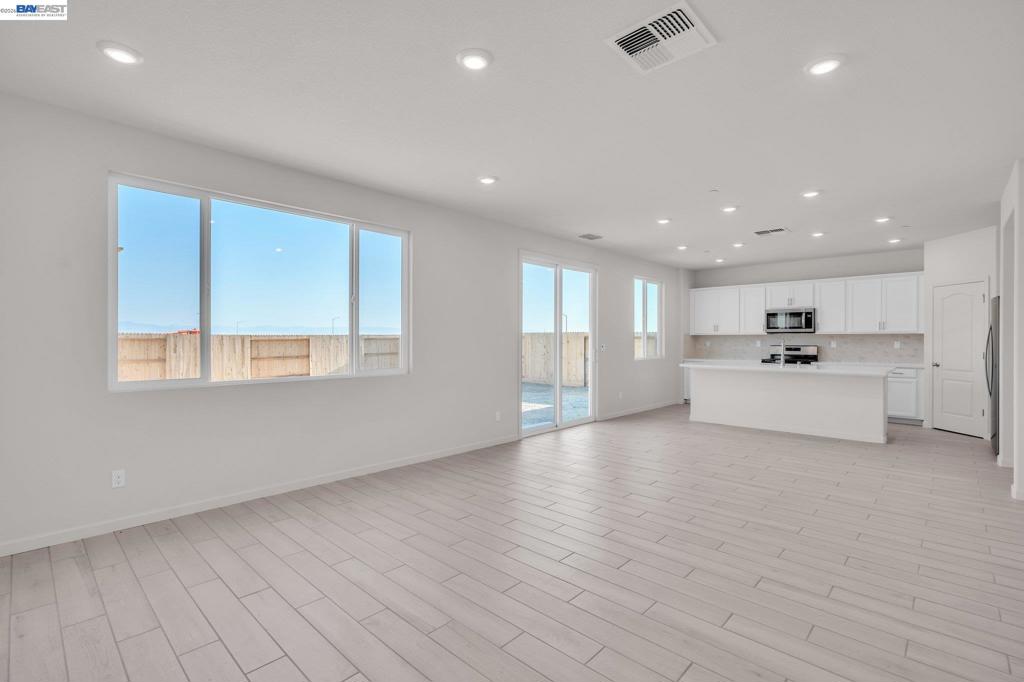 3134 Feather Rd, Manteca, CA 95337