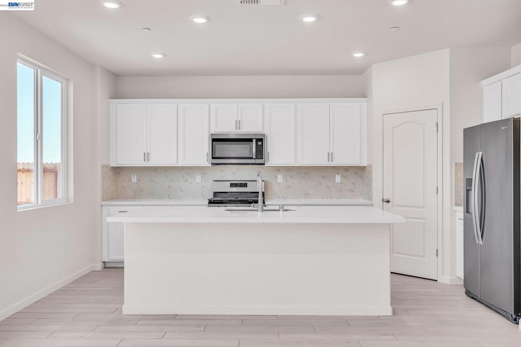 3134 Feather Rd, Manteca, CA 95337