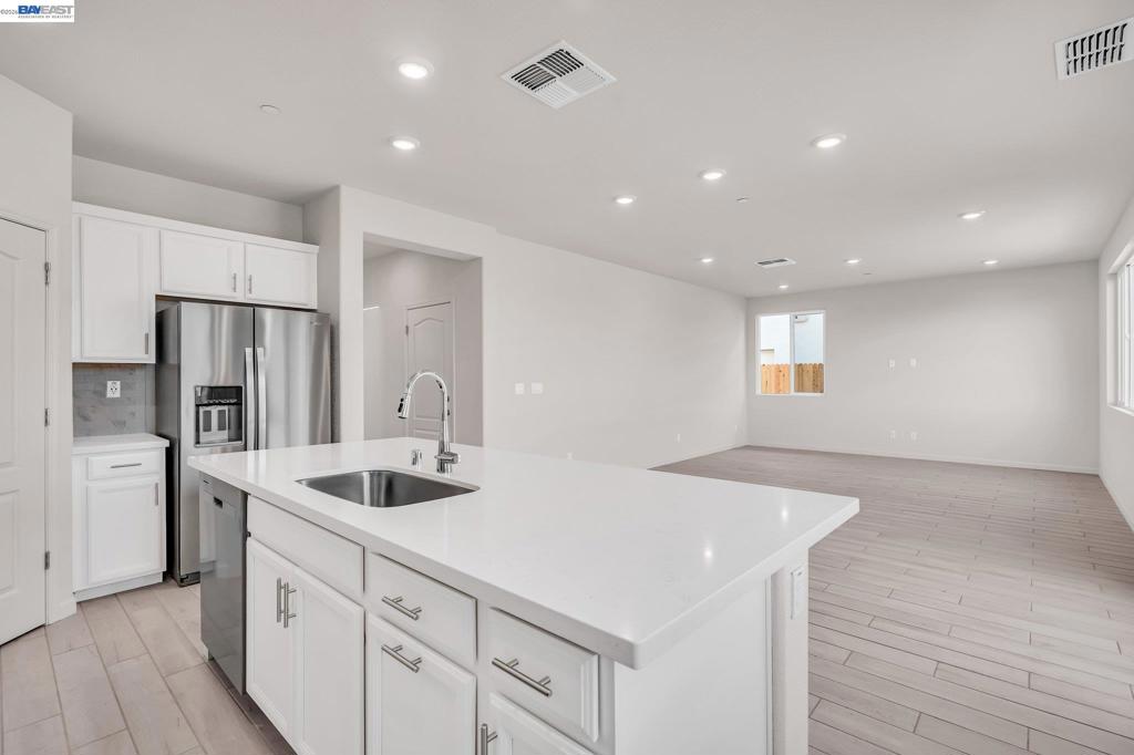 3134 Feather Rd, Manteca, CA 95337