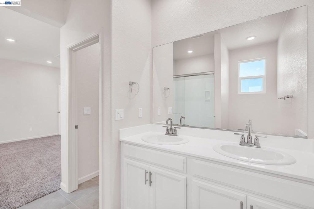 3134 Feather Rd, Manteca, CA 95337