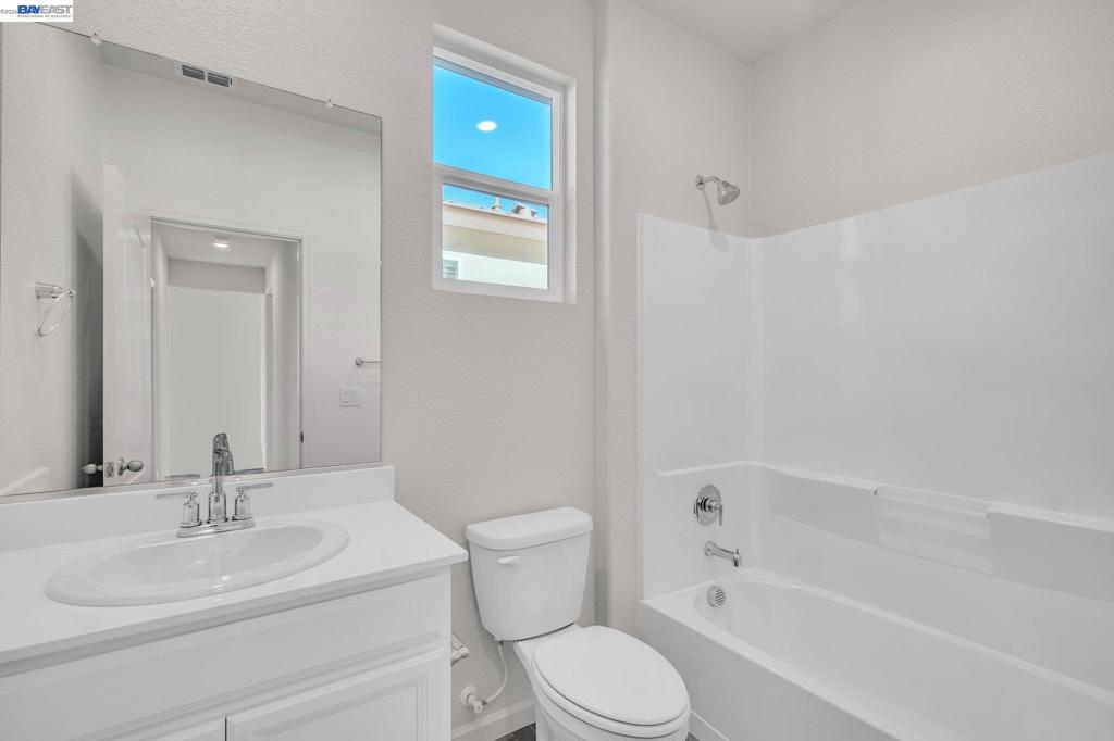 3134 Feather Rd, Manteca, CA 95337